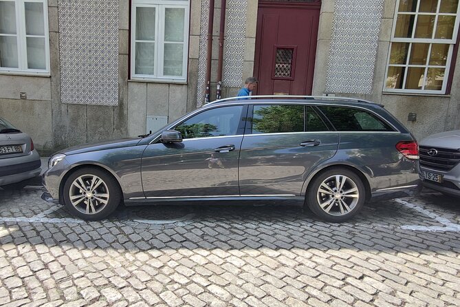 Transfer & chauffeur Service - Key Points