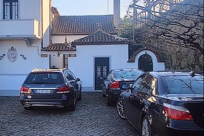 Transfer & chauffeur Service - The One Review Highlights the Cleanliness and Drivers Friendliness