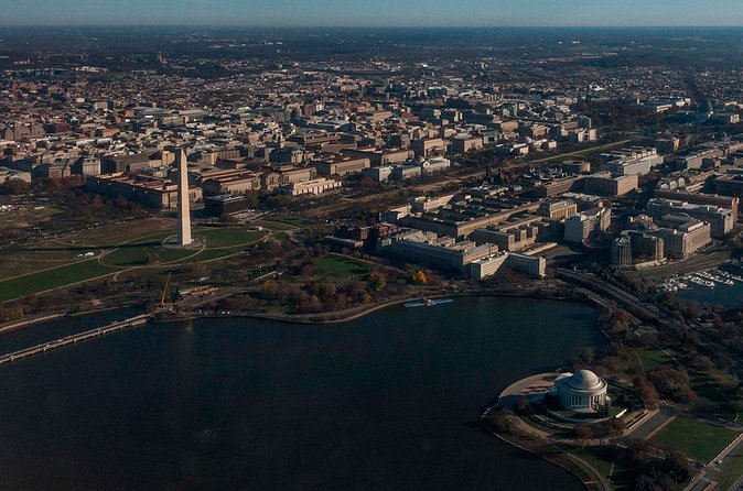 Transfer Dulles Airport (IAD) to Washington City Center - Why Choose This Transfer Service?