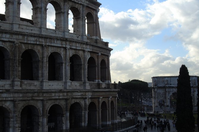 Transfer Fiumicino Fco Airport to Civitavecchia Port with 3 hours Rome Tour - Starting Point: Seamless Pickup at Fiumicino Airport