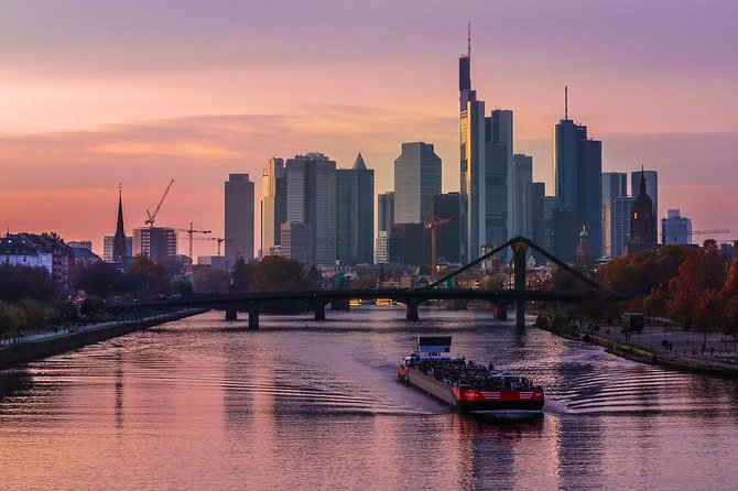 Transfer Frankfurt City Center to Frankfurt am Main Airport (FRA) - Booking the Frankfurt Airport Transfer Made Easy