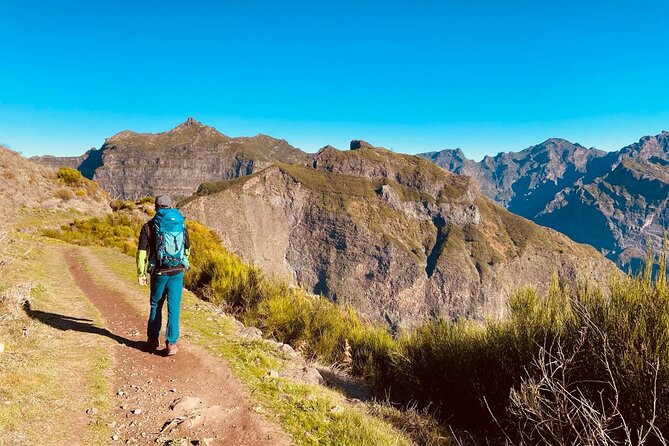 Transfer from Achada do Teixeira to Pico do Arieiro - Discover the Convenience and Value of the Achada do Teixeira to Pico do Arieiro Transfer