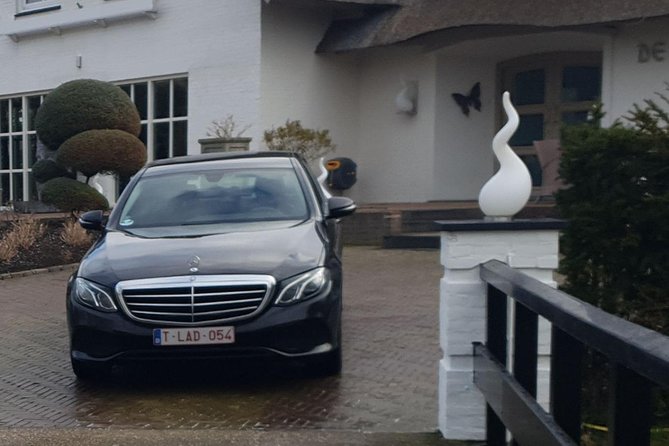 Transfer From Brussels Airport to Charleroi Airport - Efficient and Comfortable Airport Transfer Between Brussels and Charleroi