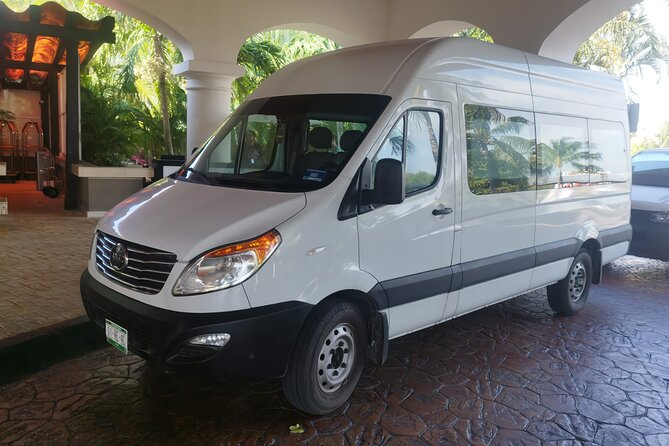 Transfer from Cancun Airport to Playa del Carmen - Comfortable and Safe Transportation to Playa del Carmen
