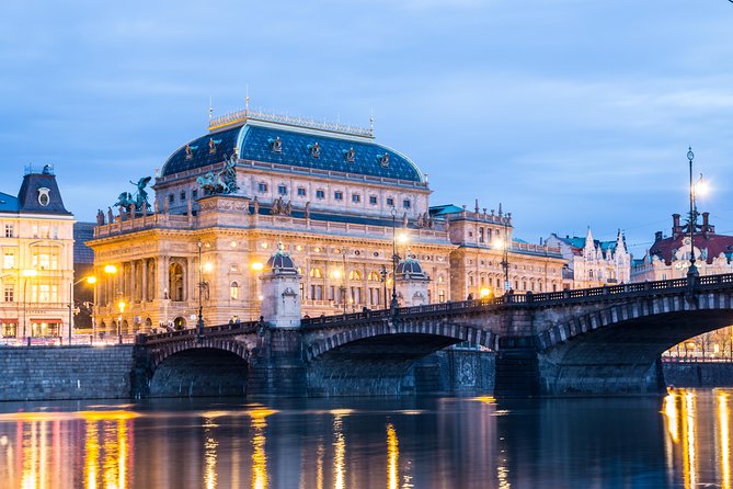 Transfer from Karlovy Vary to Prague: Private daytrip with 2h for sightseeing - How the Private Transfer Includes Sightseeing Stops on the Route