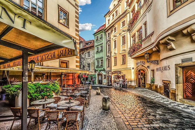 Transfer from Karlovy Vary to Prague: Private daytrip with 2h for sightseeing - Pricing and Booking Considerations