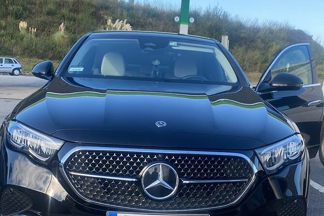 Transfer from Lisbon Airport to Lisbon City Hotels - Booking and Convenience with Mobile Tickets