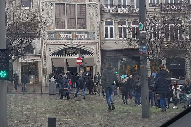 Transfer from Lisbon to Porto - Stop at Peña Castle in Sinatra During the Journey