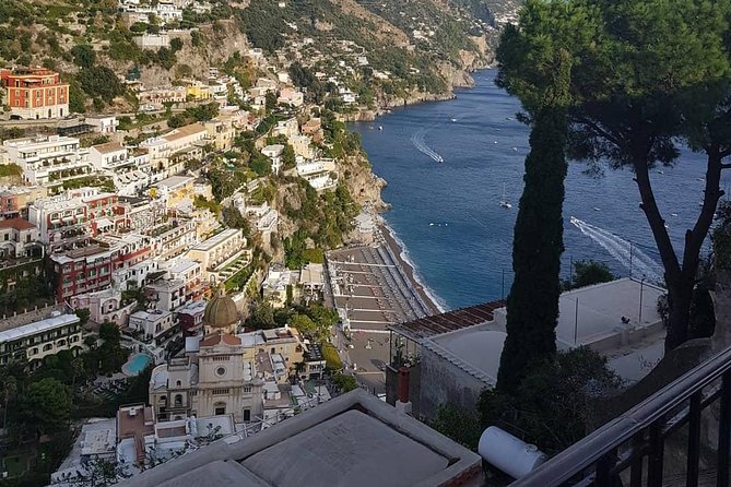 Transfer From Naples airport or station to Positano and vice versa - About Luxuservice: The Provider