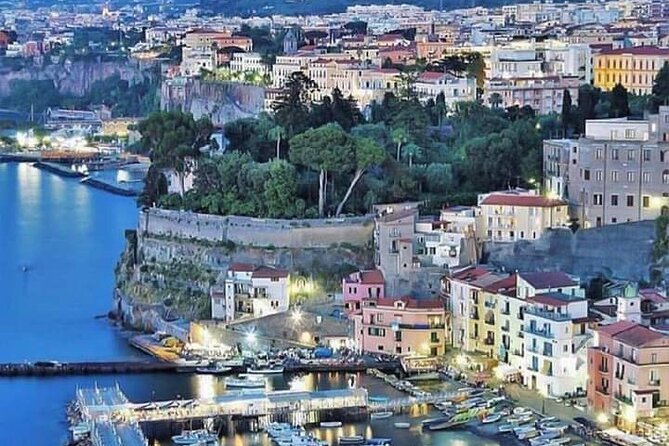 Transfer from Sorrento to Naples airport or station - Efficient and Reliable Private Transfer from Sorrento to Naples