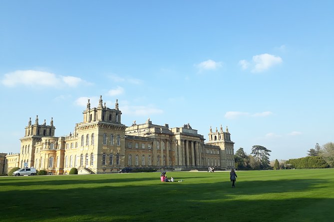 Transfer from Southampton to Heathrow via Oxford & Blenheim - Discovering Oxford’s Historic University and City Streets