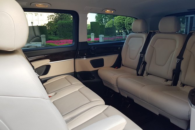 Transfer from the Airport to Madrid - Comfortable and Punctual Transfers from Madrid Airport