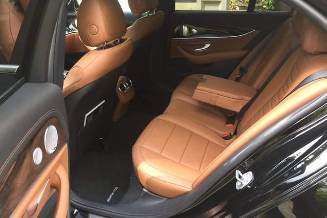 Transfer from Torun to Gdansk or Airport Gdansk GDN - Customizable Options for Families and Groups