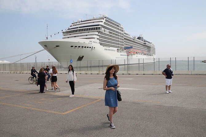 Transfer from Venice to Ravenna Cruise Terminal - Convenient Private Transfer from Venice to Ravenna Cruise Terminal for Up to 6 People
