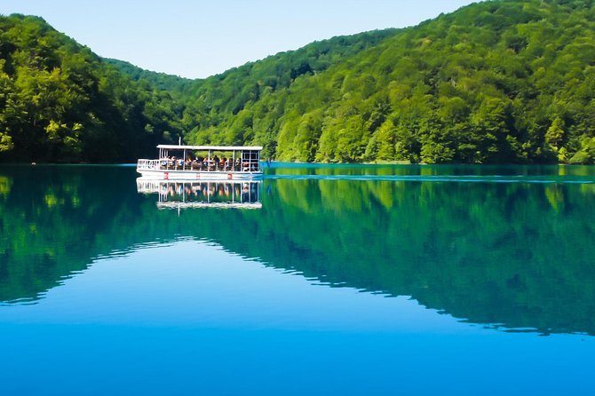 Transfer from Zagreb to Split with Entry Ticket to Plitvice Lakes - Explore Croatias Natural Wonder on a Day Tour from Zagreb to Split