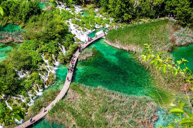 Transfer from Zagreb to Split with Entry Ticket to Plitvice Lakes - Key Points