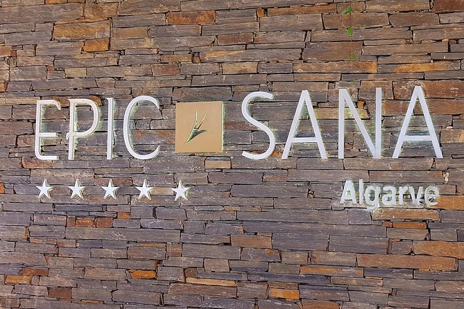 Transfer Lisbon to Algarve - Modern Vehicles with WiFi and Refreshments