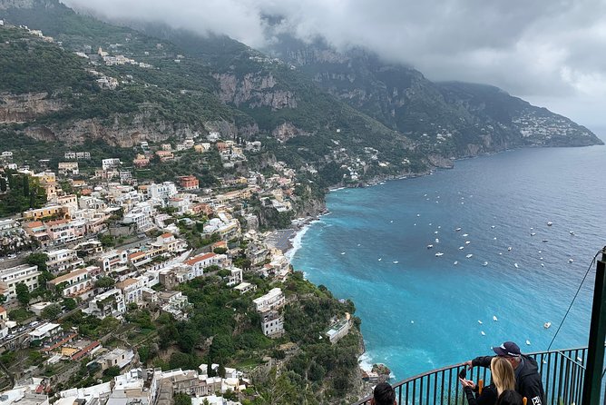 Transfer Naples to Positano and stop in Pompeii - Convenient and Comfortable Naples to Positano Transfer