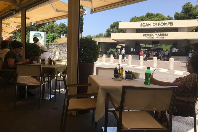 Transfer Naples to Positano and stop in Pompeii - Summary of Pros and Cons