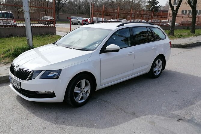 Transfer Plovdiv to Sofia airport/city with a car 3+1 - Key Points