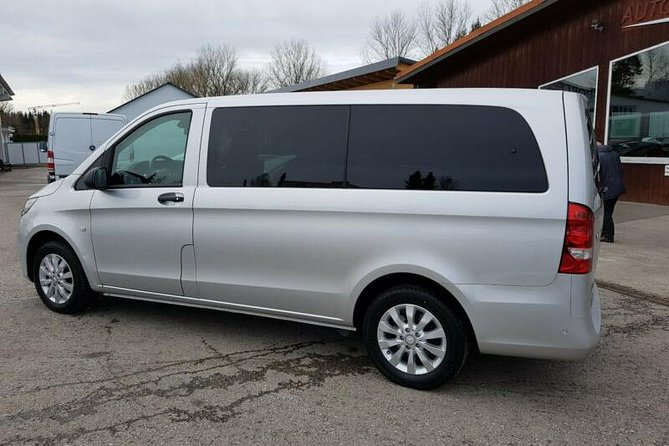 Transfer Split airport to Split - Vehicle Options for Different Group Sizes