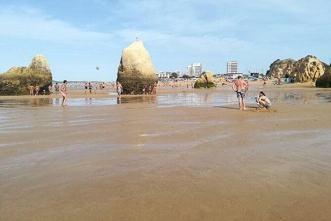 Transfer to Algarve - Why Choose BlueHop Travel for Your Transfer
