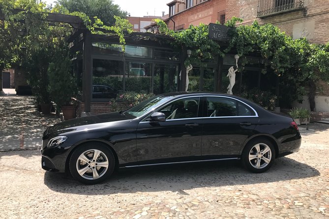 Transfer to Barajas Airport from Madrid - Key Points