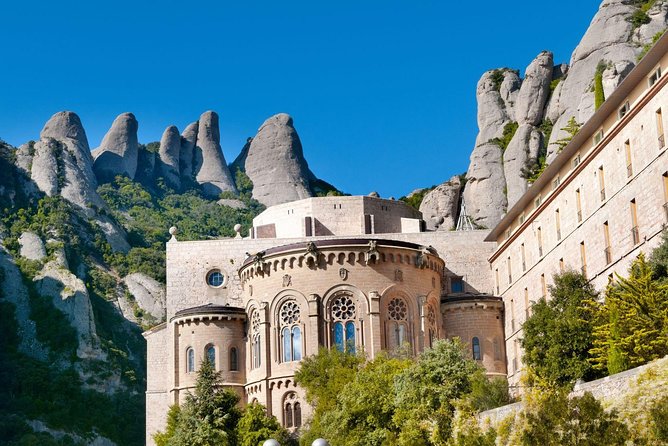 Transfer to Montserrat Monastery from Barcelona - Limitations and Things to Keep in Mind