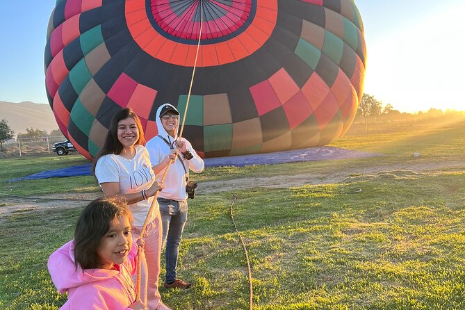 Transportation and Hot Air Balloon Flight Teotihuacán - Logistics and Group Size
