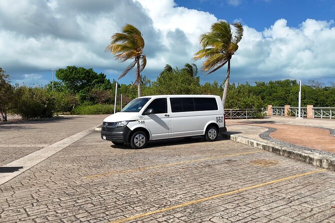 Transportation to Hotels in Costa Mujeres or Playa Mujeres - Reliable and Personalized Airport Transfer in Cancun