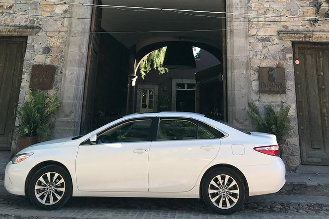 Transporte hacia aeropuertos - Efficient and Comfortable Transportation in Guanajuato