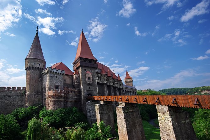 Transylvania Castles 4-day tour from Bucharest - Rasnov Citadel Offers Panoramic Views and Medieval Charm