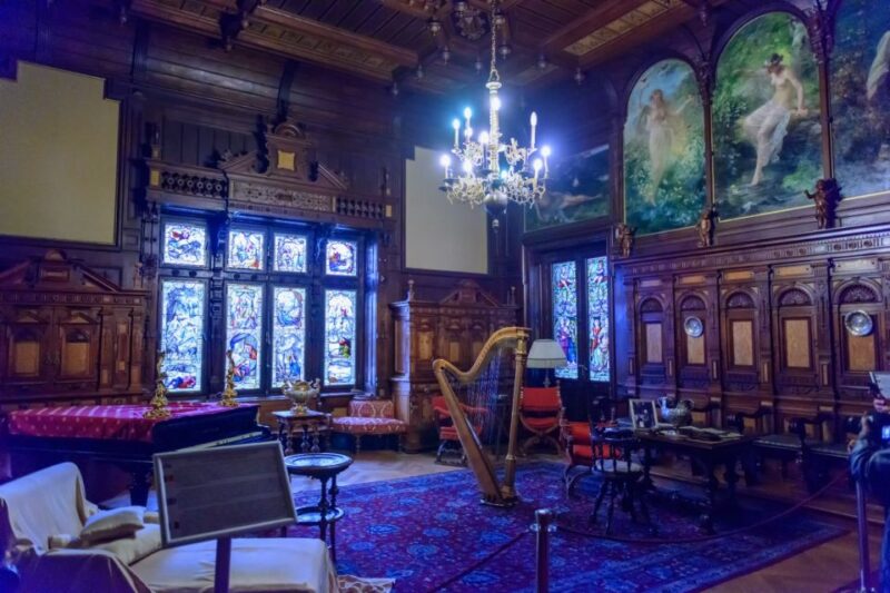 Transylvania Tour: Dracula's Castle, Peles Palace & Brasov - The Guides: Knowledgeable and Friendly Hosts