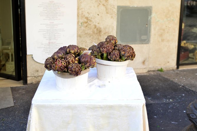 Trastevere and Rome Jewish Ghetto Small Group Walking Tour - Final Stop in Trastevere: Rome’s Most Lively Neighborhood