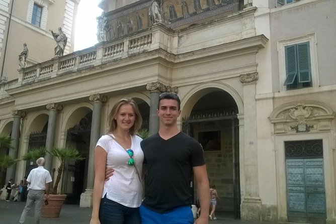 Trastevere Quarter and Tiberine Island Private Tour with Gelato - Logistics of the Private Tour Experience