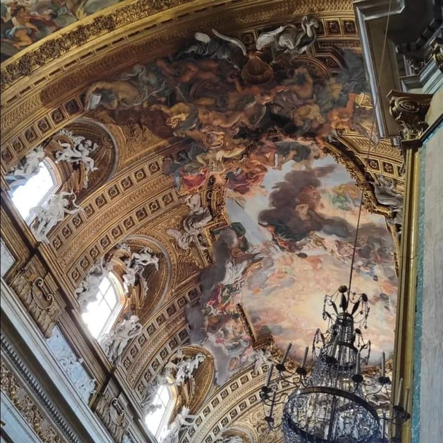 Trastevere, the neighborhood of the first Christians - The Tour Begins at the Basilica of Santa Maria in Trastevere