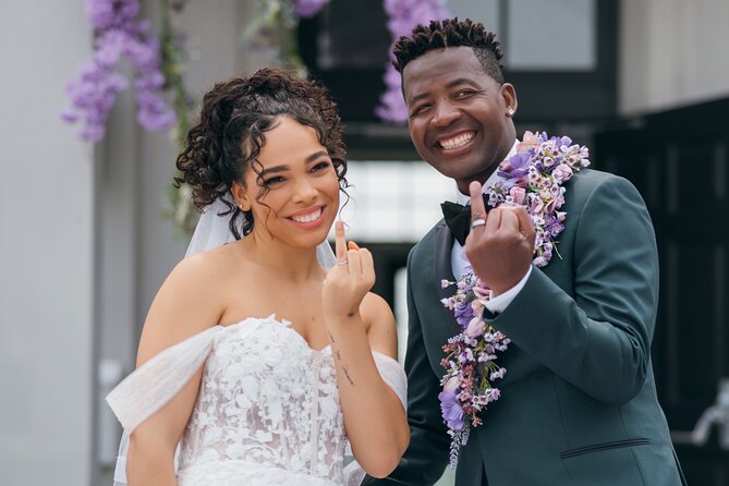 Travel Photo Session in Toronto - Starting at Toronto’s Historic St. Lawrence Market