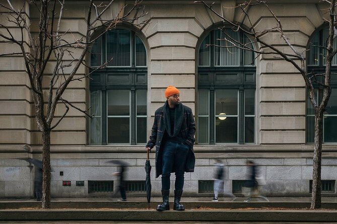 Travel Photo Session in Toronto - The Guide’s Professional Approach and Personal Touch