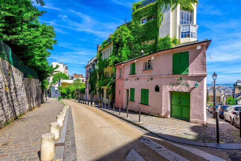 Treasure Hunt : the burglar of the Hill of Montmartre - The Challenges of a French-Only Game