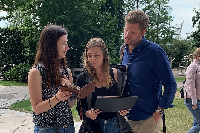 Treasure Hunt through Hamburg's Hafencity - Starting Point at Am Grasbrookpark
