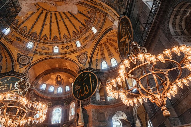 Treasures of Istanbul: Hagia Sophia Private Tour - The Knowledge and Personal Touch of Local Guides