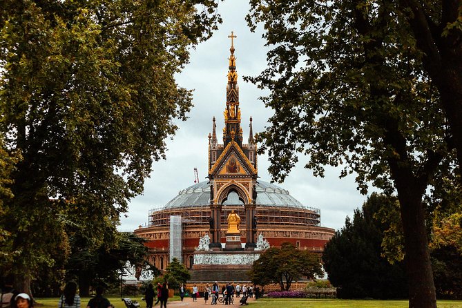 Treasures of London: The Royal Family Private Tour - Kensington Palace and the Albert Memorial