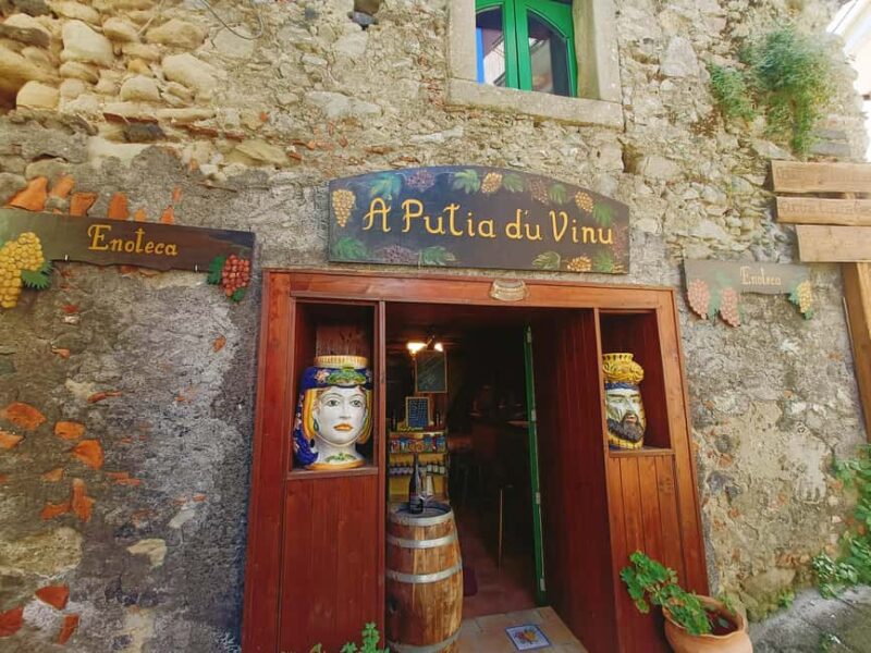 Trekking del Borgo in the village - Inside the Churches and the Museum