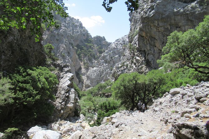 Trekking Rouvas Gorge - Optional Continue to Dyo Prini for Panoramic Views