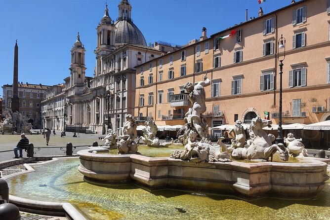 Trevi Pantheon and Spanish Steps Treasure Hunt for Kids & Families in Rome - Visiting the World-Famous Trevi Fountain