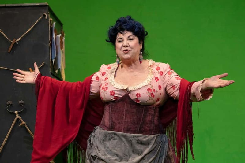 Trianon Theater: The Room of Wonders entrance ticket - Booking, Flexibility, and Practical Details