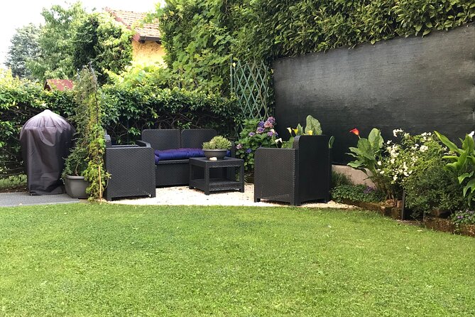 Tricolor Pasta Cooking Class with a Chef in Como countryside - The Garden Setting and Outdoor Dining Experience