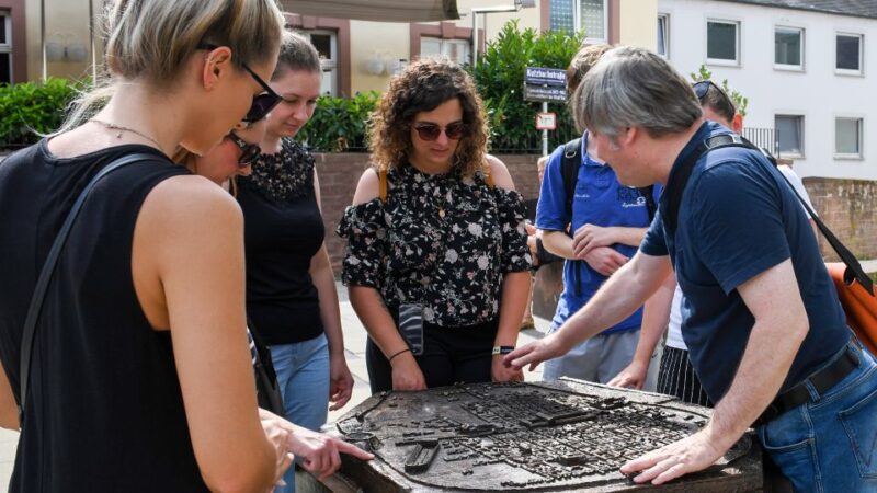 Trier: Guided Old Town Highlights and History Walking Tour - Key Points