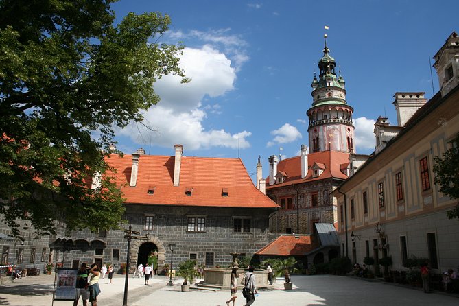 Trip to Cesky Krumlov from Prague - Exploring Cesky Krumlov’s Medieval Streets