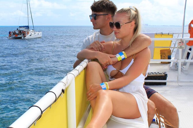 Trip to Isla Mujeres - Catamaran Unlimited Adventure from Playa del Carmen - The Departure and Check-In Process in Cancun